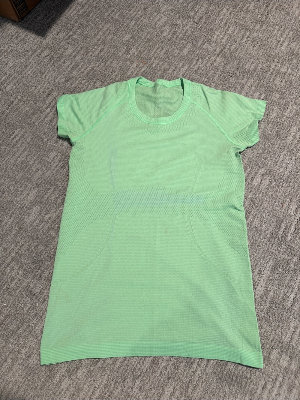 Lululemon swiftly top
